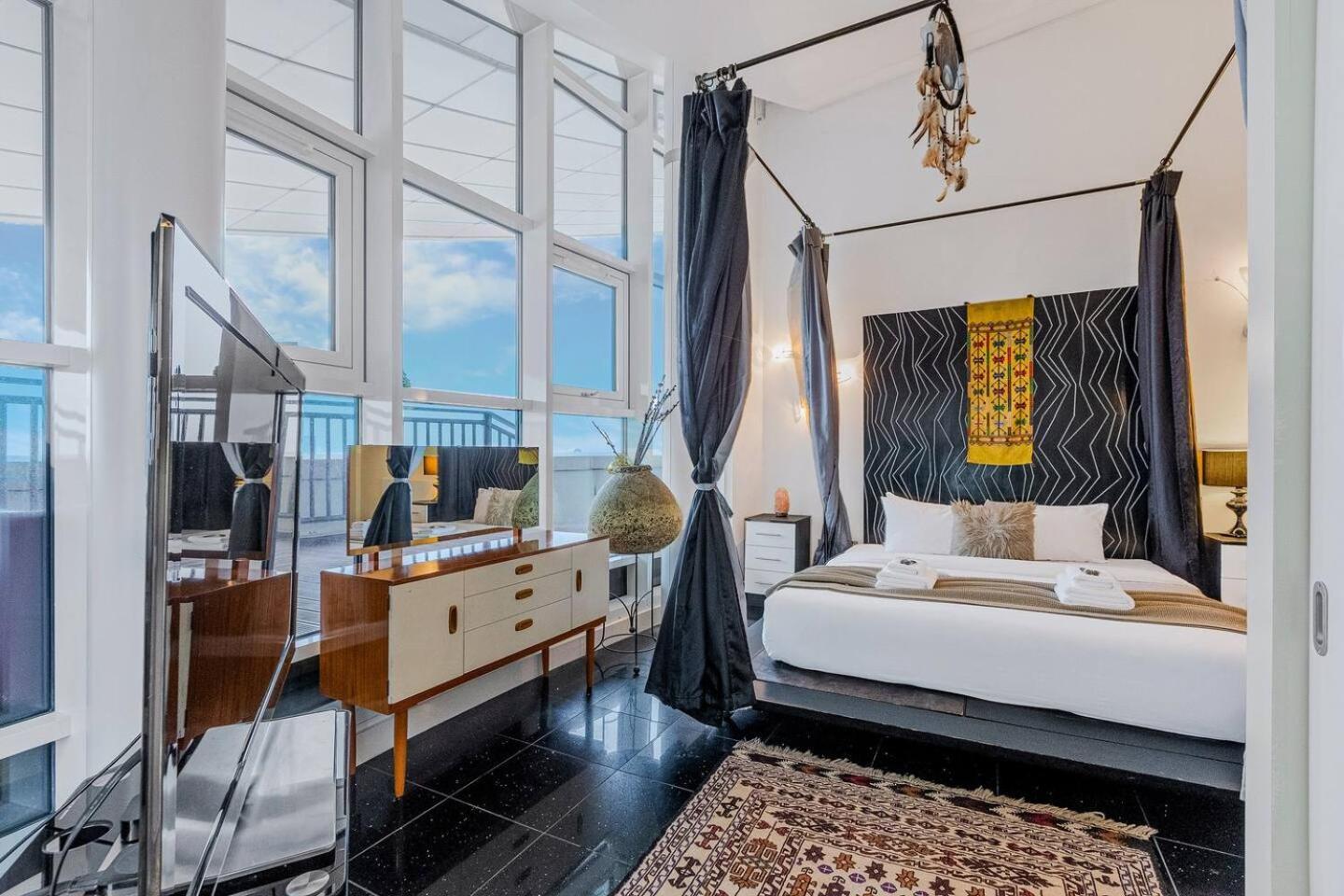 London Canary Wharf Riverside Penthouse Apartment Exterior photo